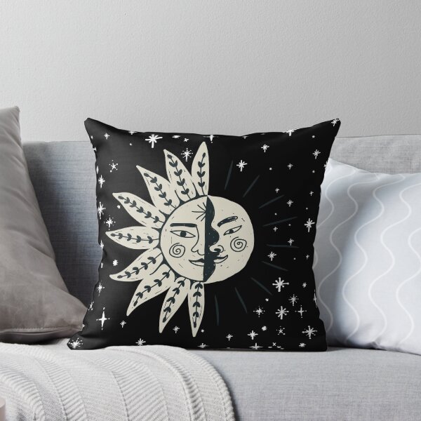 Choosing the Best Luxury Pillow for Designer Homes